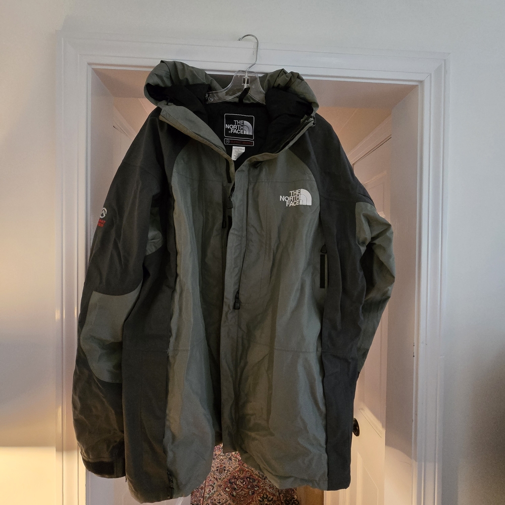 The North Face Men's Gray Gore Tex Jacket